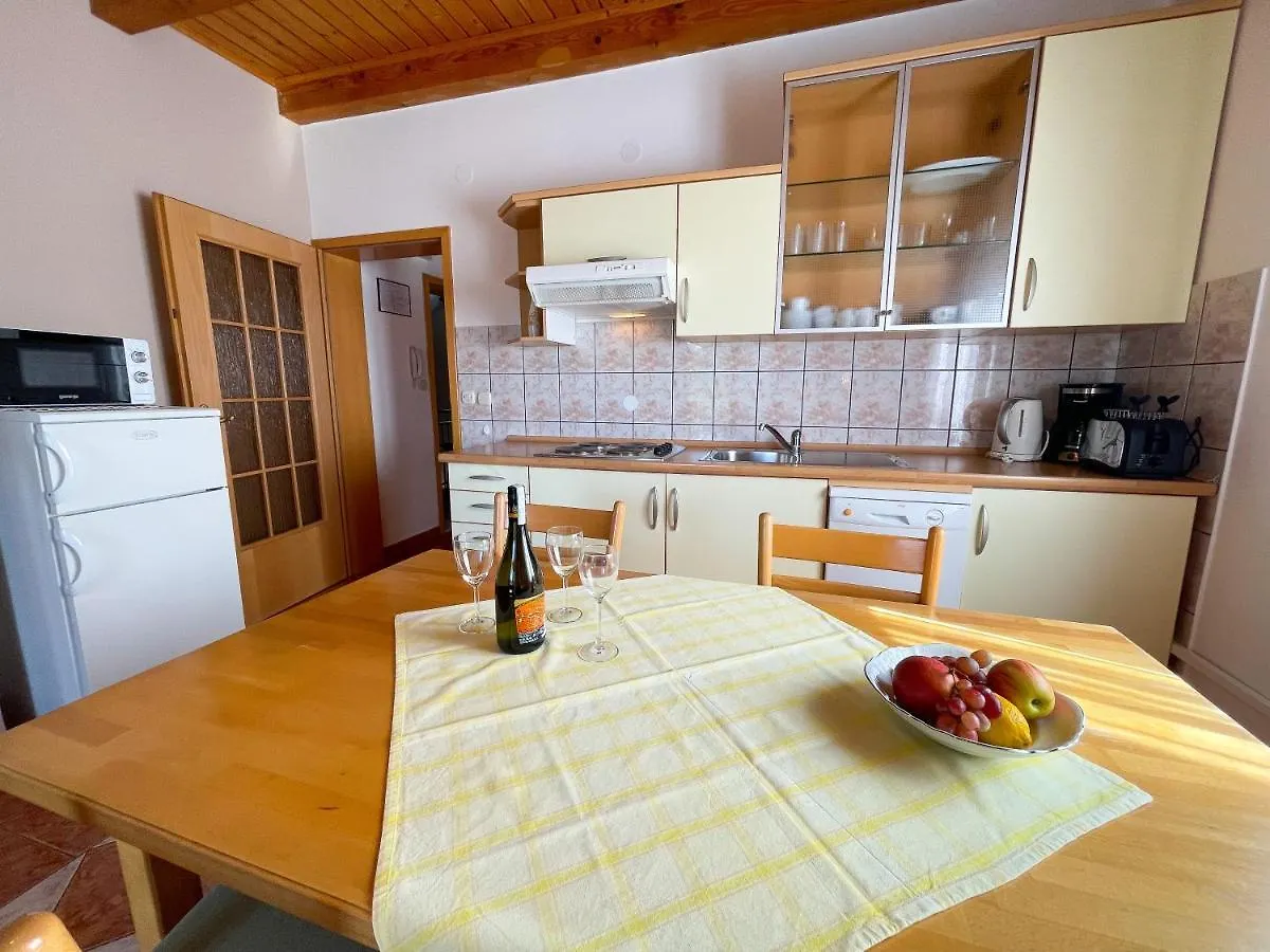 Villa Ljiljana Jadranovo Croatia