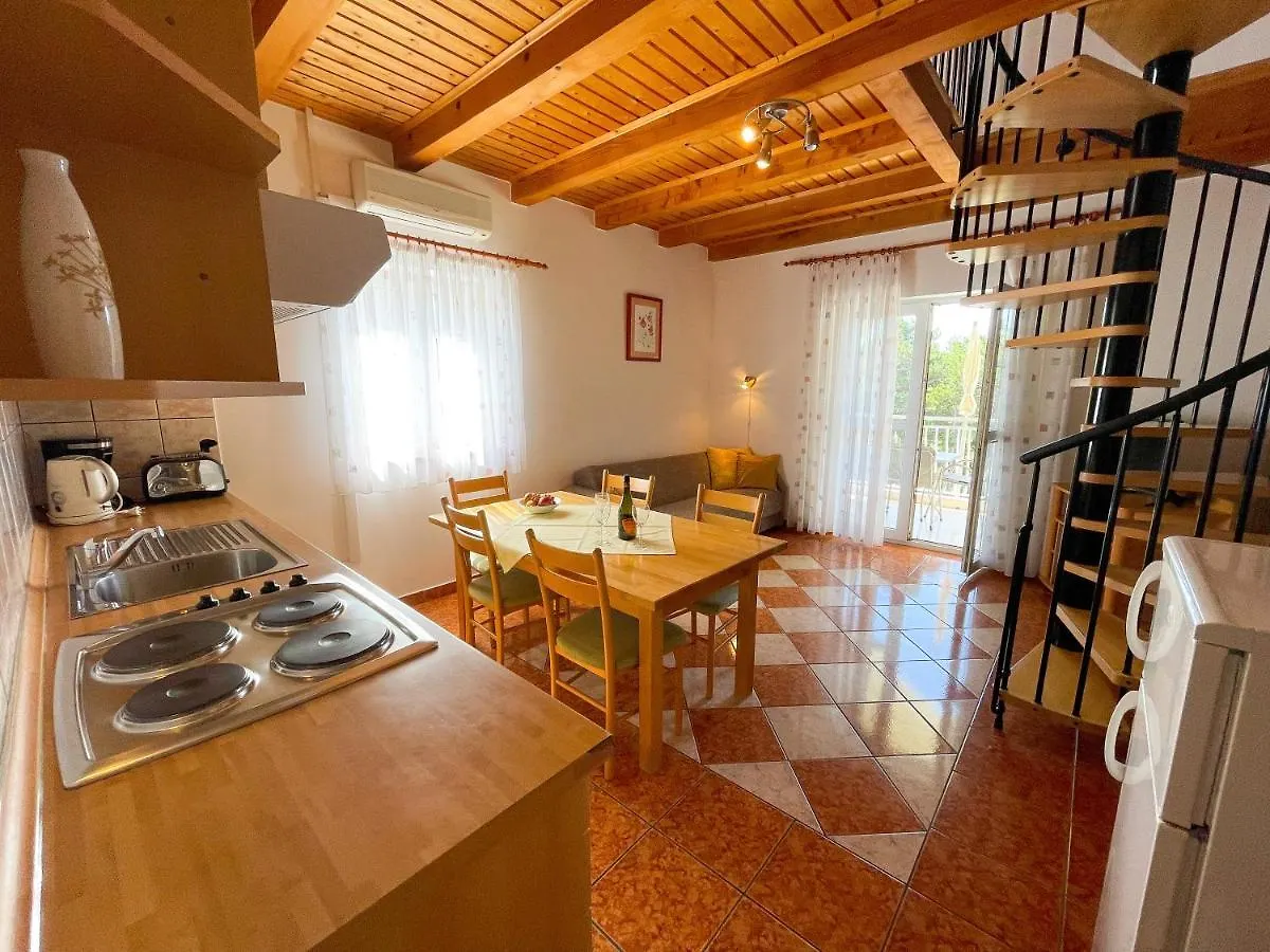 Villa Ljiljana Jadranovo Apartment